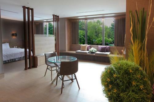Imperial Dynasty Boutique Hotel