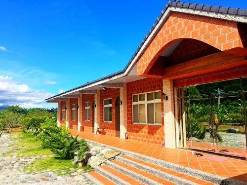 Jiang Shui Village B&B