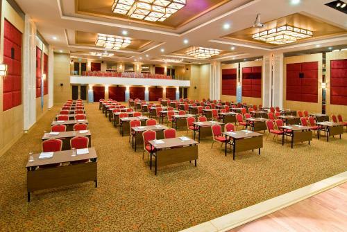 Adrina Termal Health & Spa Hotel