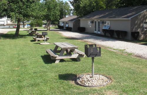 Hostal Little Ted's Cottages