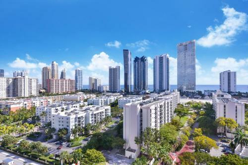 Modern Apartments At Sunny Isles Beach