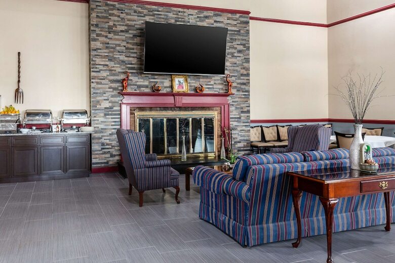 Hotel Clarion Inn Falls Church- Arlington