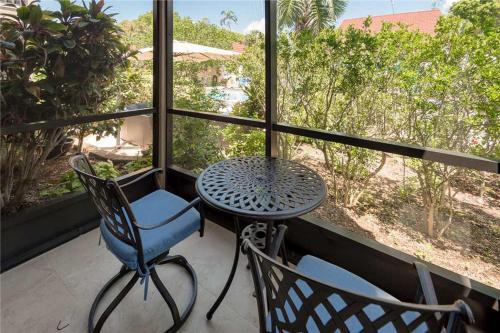 Apartamento East Gulf Condo #731