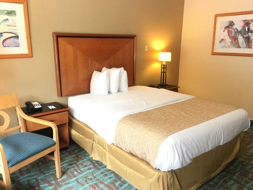 Hotel Baymont By Wyndham Harriman