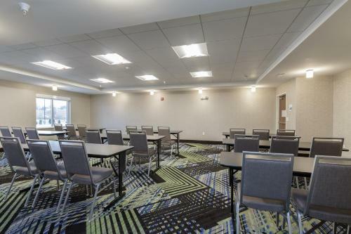 Hotel Holiday Inn Express & Suites South Bend - South