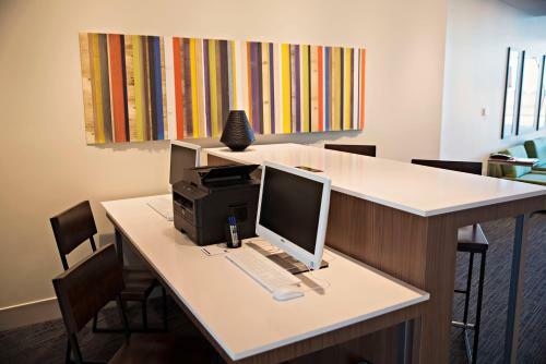 Hotel Holiday Inn Express & Suites - Sterling