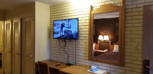Motel Americas Premier Inn