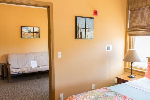 Hotel Cathlamet