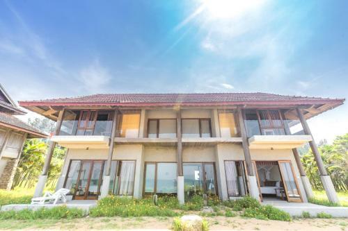 Hotel Qu?nh Vi�n Resort