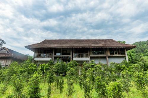 Hotel Qu?nh Vi�n Resort