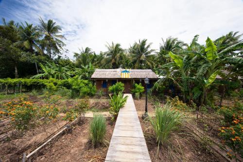 Bed & Breakfast Coco Land Homestay