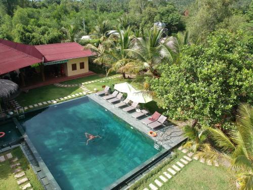 Hostal Ninila Fruit Farm Bungalow
