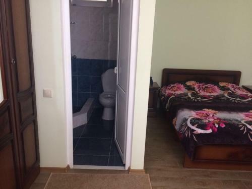 Hostal Guest House On Sokhumi Highway 133