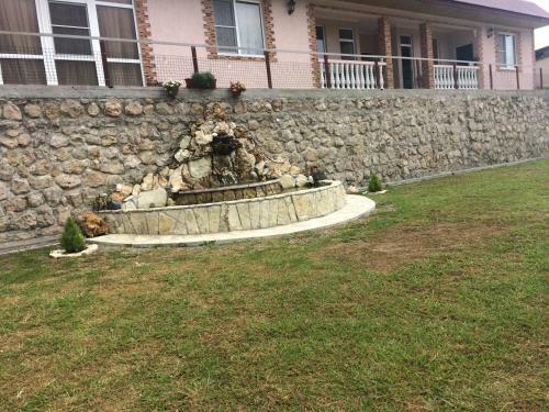 Hostal Guest House On Sokhumi Highway 133