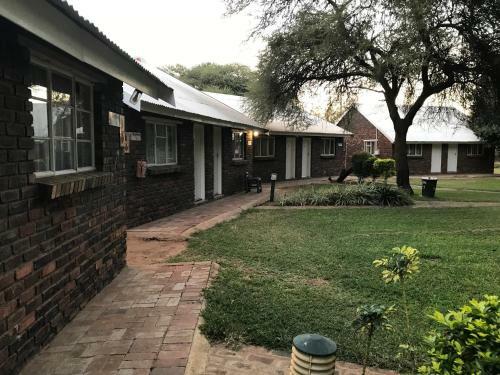 Hotel Molalatau Lodge & Campsites