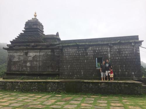 Streamedge Sakleshpur