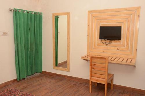 Hotel Sparrow Inn Ankur