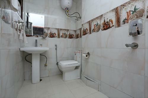 Hotel Oyo 11504 N D Star Residency