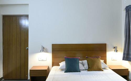 Relaxing Villa With Rustic Charm