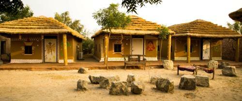 Hotel Bishnoi Village Camp & Resort