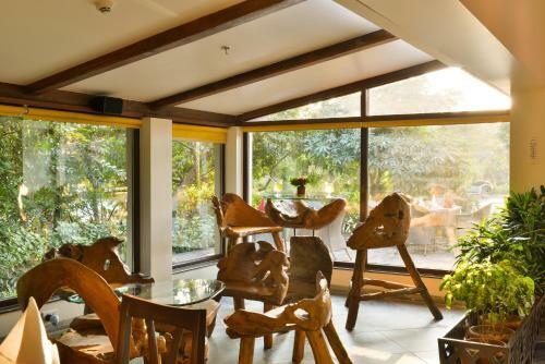 Hotel Madhubhan Resort & Spa
