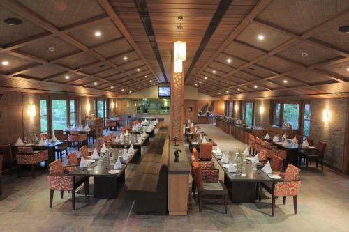 Hotel Madhubhan Resort & Spa