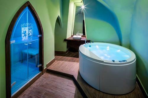 Hotel Castello Di Limatola