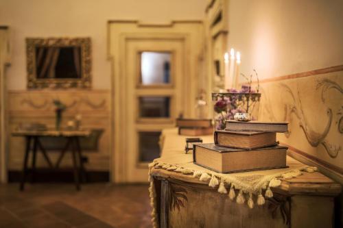 Hotel Castello Di Limatola