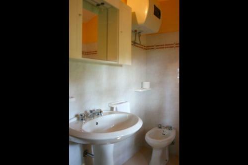 Santa Maria Alla Rassinata Villa Sleeps 15 Pool