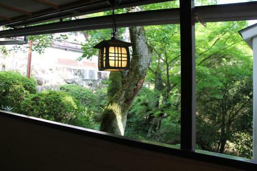 Tomada Onsen Iyashi No Yado Sensui