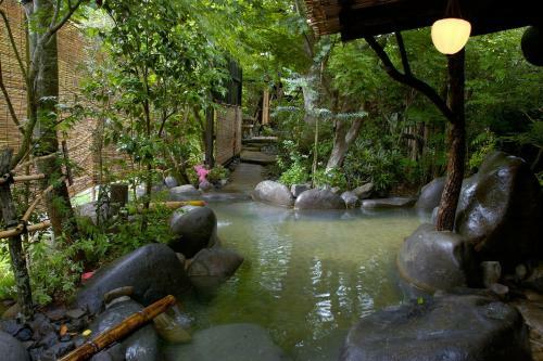 Hostal Kotohira Guest House En