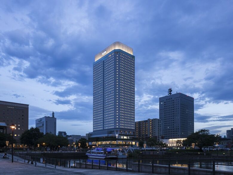 Apa Hotel & Resort Yokohama Bay Tower