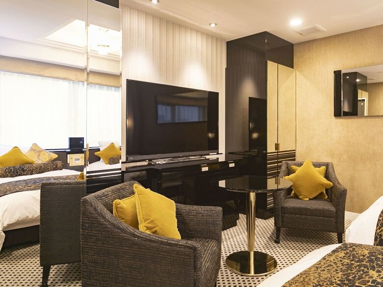 Apa Hotel Namba-eki Higashi