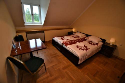 Hotel Dwor Osieczek