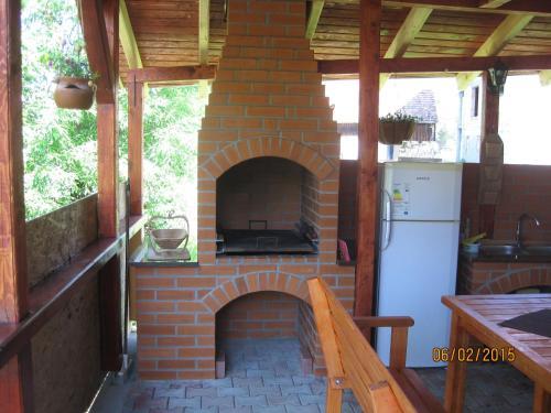 Bed & Breakfast Zolt�n & Erika Panzi� Parajd