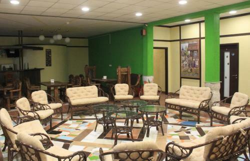 Hotel Dom Uchenykh