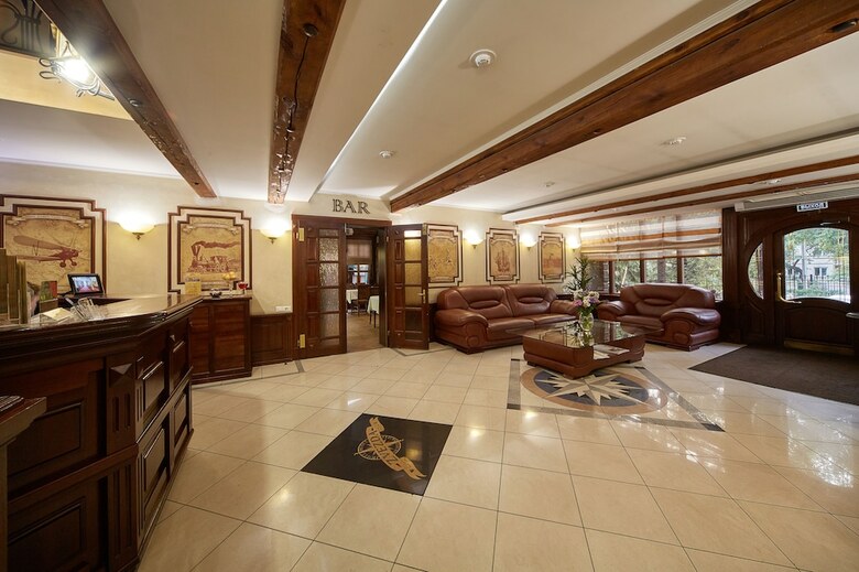 Zvezda Hotel