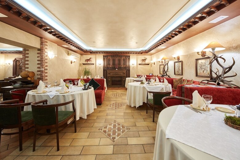 Zvezda Hotel