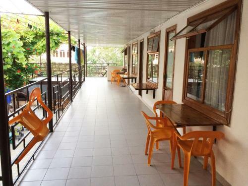 Hostal Tatiana Guest House