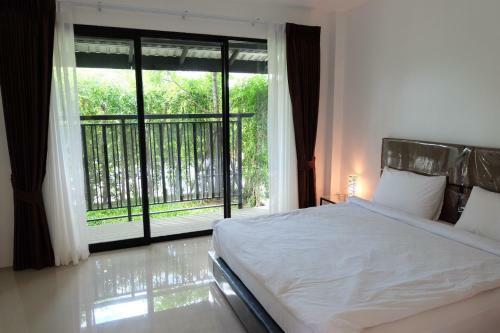 Hotel Me2 Singhamuntra Resort Kamphaengsaen