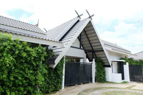 Hotel Me2 Singhamuntra Resort Kamphaengsaen