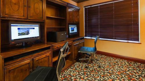 Hotel Best Western Plus Cascade Inn & Suites