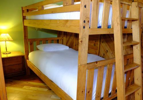 Lodge Yosemite Bug Rustic Mountain Resort