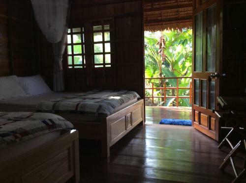 Quoc Phuong Riverside Homestay