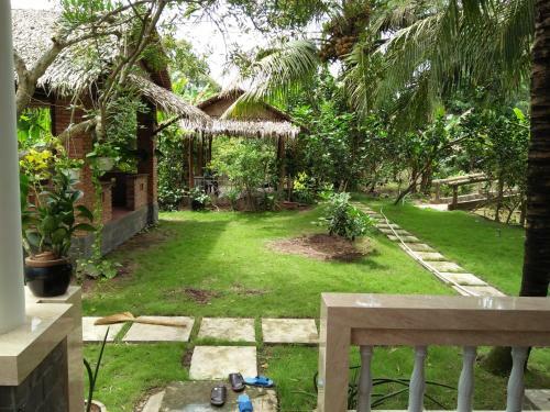 Quoc Phuong Riverside Homestay