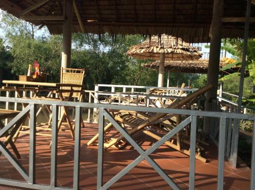 Quoc Phuong Riverside Homestay