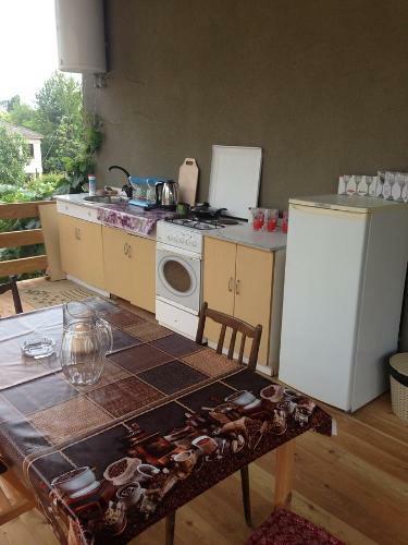 Hostal Guest House On Citrusovaya 4
