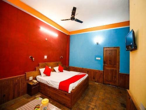 Hotel Oyo 26724 Mid Way Tourist Resort