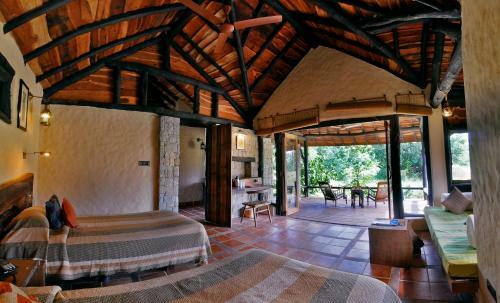 Hotel Kanha Earth Lodge