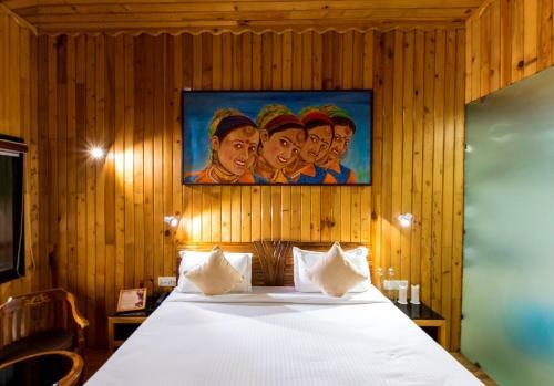 Hotel The Pahadi Organic